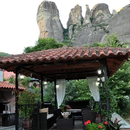 Pavillion1 *